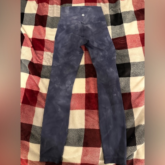 Lululemon blue wash leggings - Picture 2 of 4